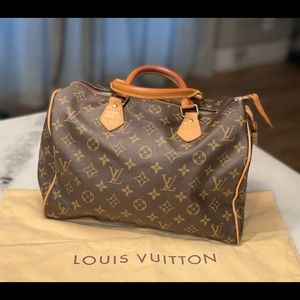 Louis Vuitton Speedy 30